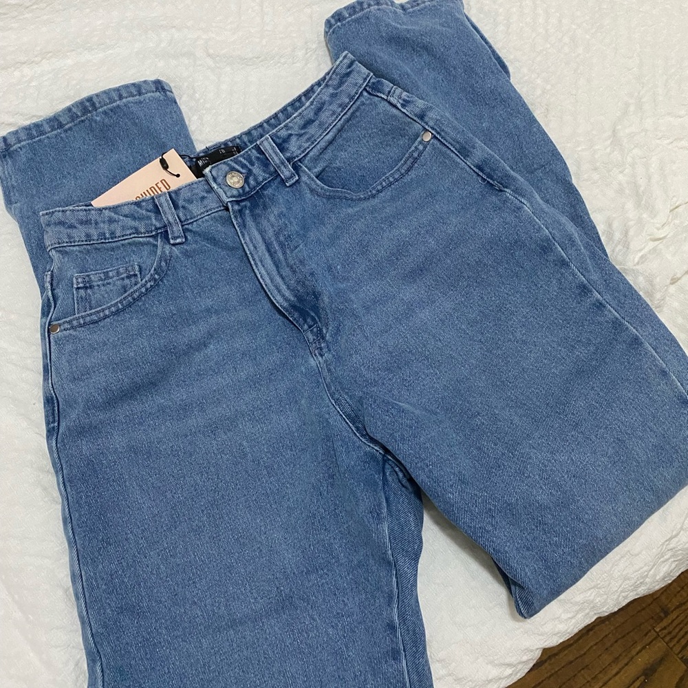 Missguided straight split leg blue jeans